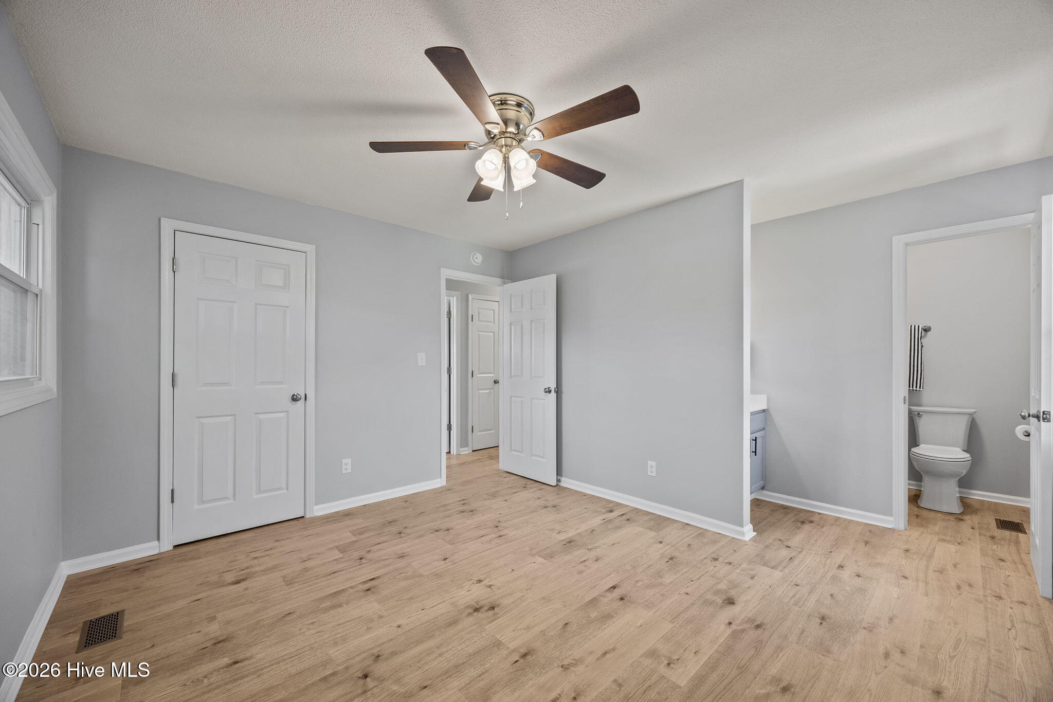 202 Stratford Road Havelock, NC 28532 - Photo 24 of 30 36-web-or-mls-202 Stratford 072