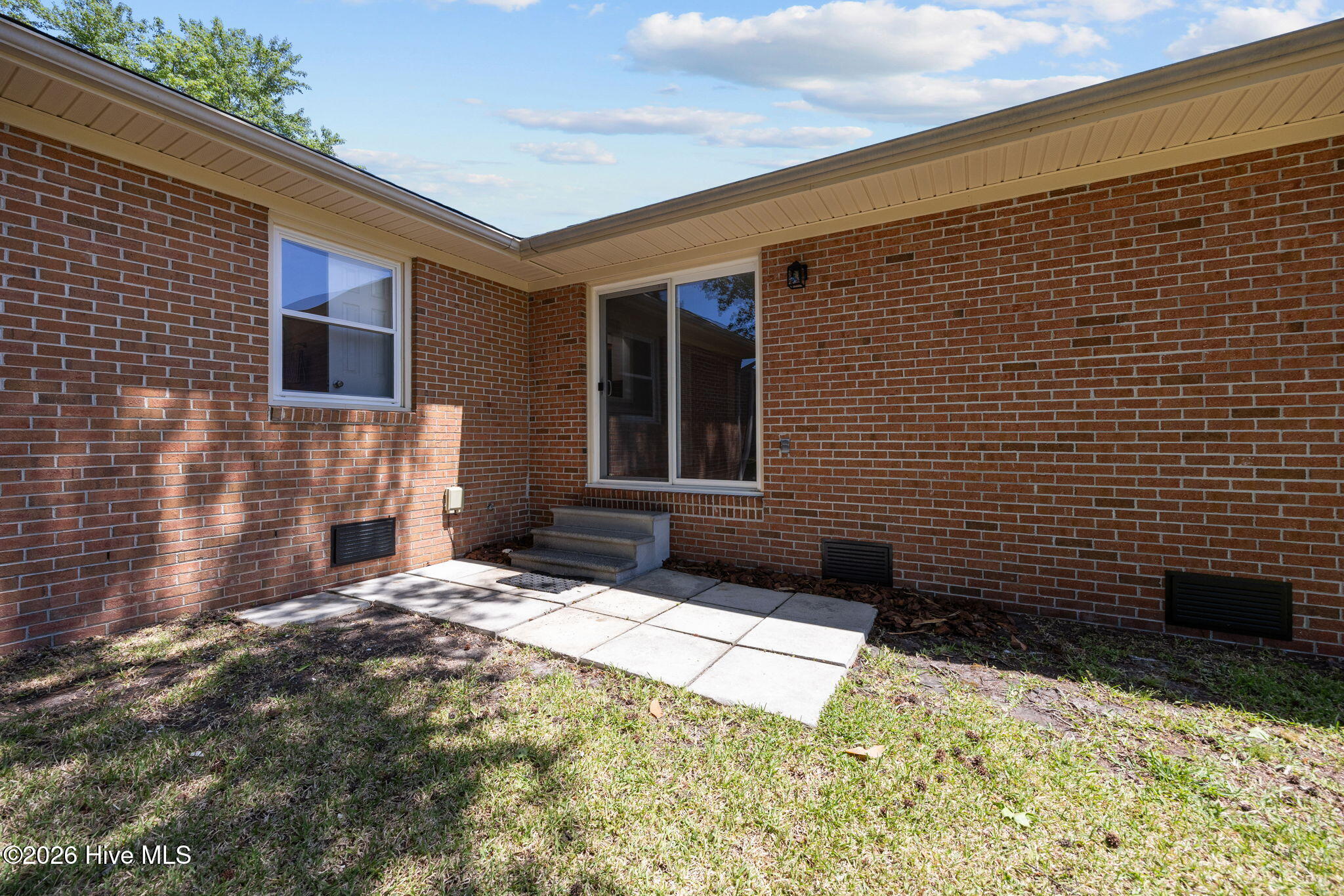 202 Stratford Road Havelock, NC 28532 - Photo 28 of 30 12-web-or-mls-202 Stratford 012
