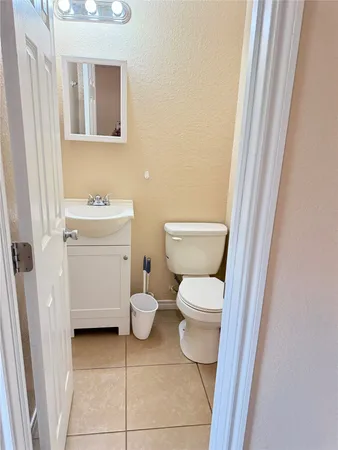 $1,300 | 5939 FM 1459 Road, Sweeny, TX 77480