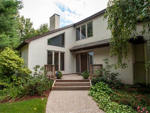 466 Carpenter Road Northbridge, MA 01588 - Photo 4 of 30