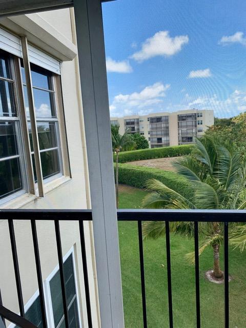 6400 Northwest 2nd Avenue, Unit 417 Boca Raton, FL 33487 - Photo 26 of 66 a view of a balcony
