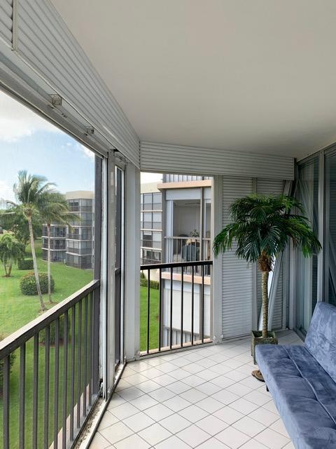 6400 Northwest 2nd Avenue, Unit 417 Boca Raton, FL 33487 - Photo 28 of 66 a view of a balcony