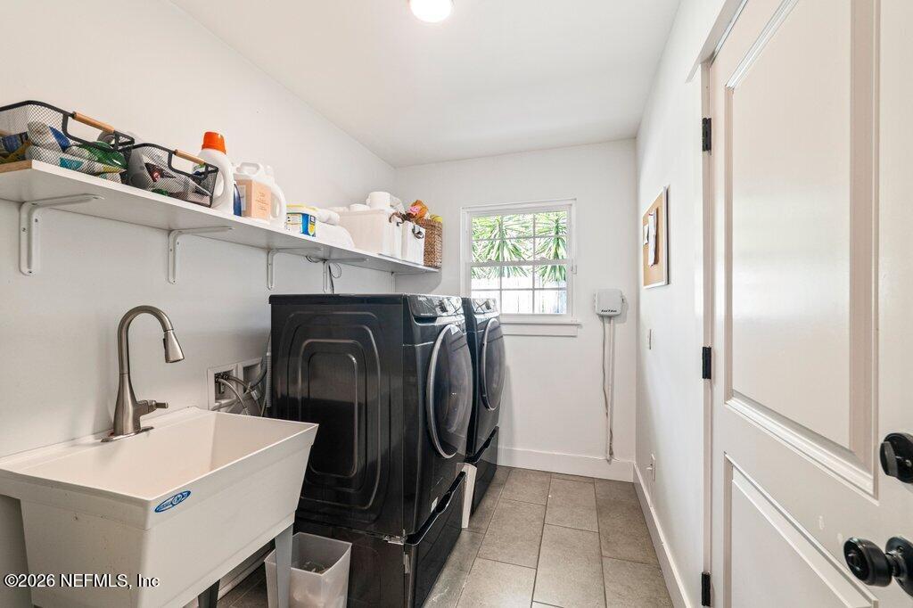 809 Davis Street Neptune Beach, FL 32266 - Photo 23 of 59 809 Davis Street (58).jpg-SMALL