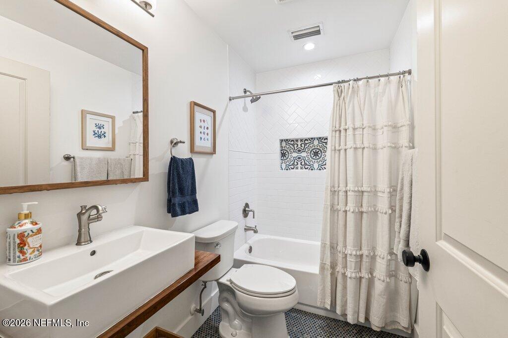 809 Davis Street Neptune Beach, FL 32266 - Photo 25 of 59 809 Davis Street (69).jpg-SMALL