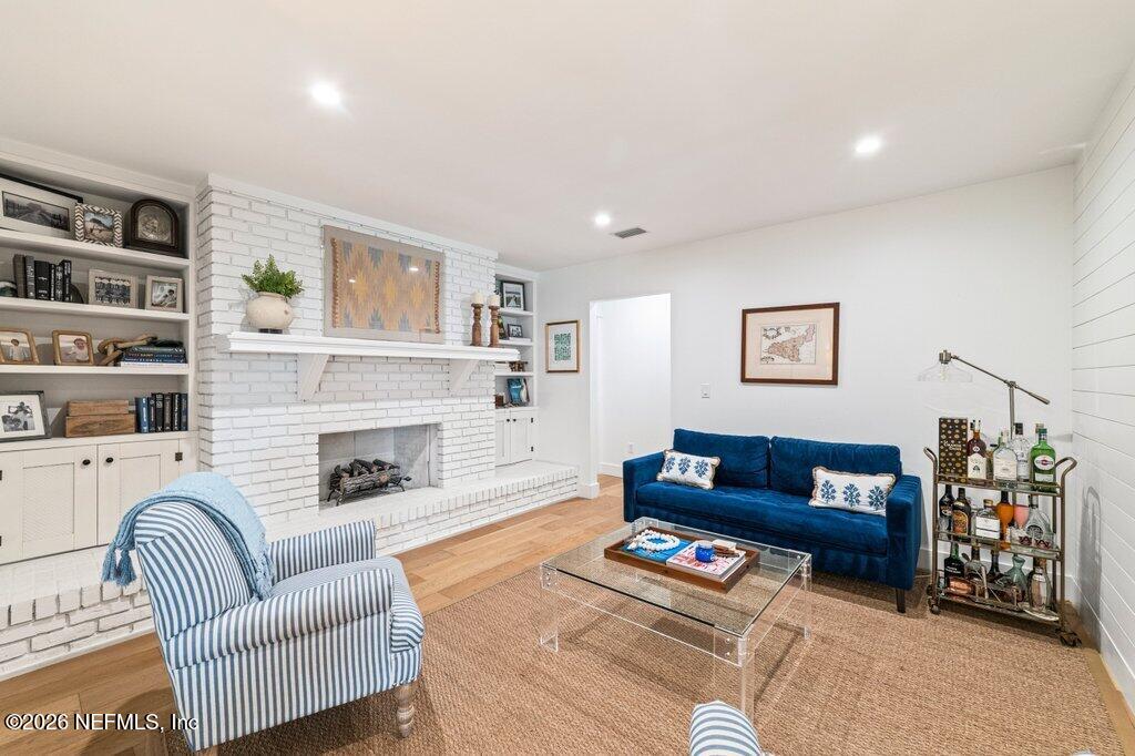 809 Davis Street Neptune Beach, FL 32266 - Photo 27 of 59 809 Davis Street (50).jpg-SMALL