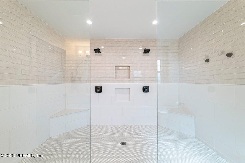 809 Davis Street Neptune Beach, FL 32266 - Photo 32 of 59 809 Davis Street (43).jpg-SMALL