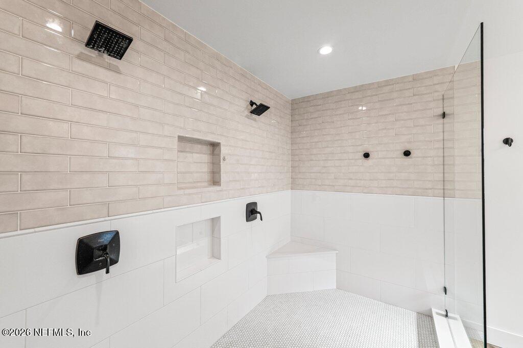 809 Davis Street Neptune Beach, FL 32266 - Photo 33 of 59 809 Davis Street (45).jpg-SMALL