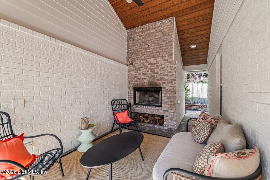 809 Davis Street Neptune Beach, FL 32266 - Photo 39 of 59 809 Davis Street (25).jpg-SMALL