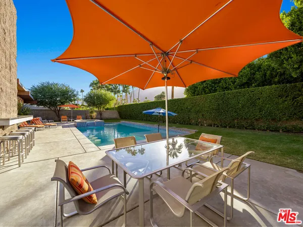 $7,500 | 1765 Royal Palm Court, Palm Springs, CA 92262