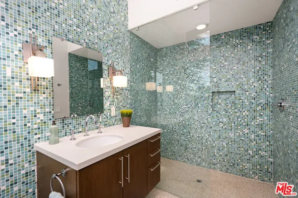 $7,500 | 1765 Royal Palm Court, Palm Springs, CA 92262
