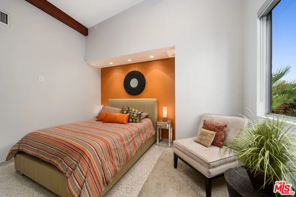 $7,500 | 1765 Royal Palm Court, Palm Springs, CA 92262