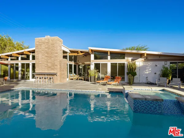 $7,500 | 1765 Royal Palm Court, Palm Springs, CA 92262