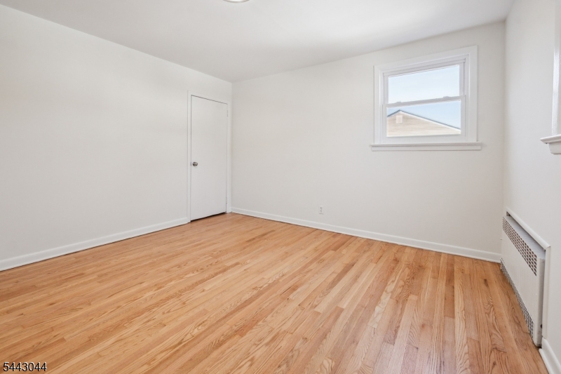 623 Livingston Road Elizabeth, NJ 07208 - Photo 9 of 22