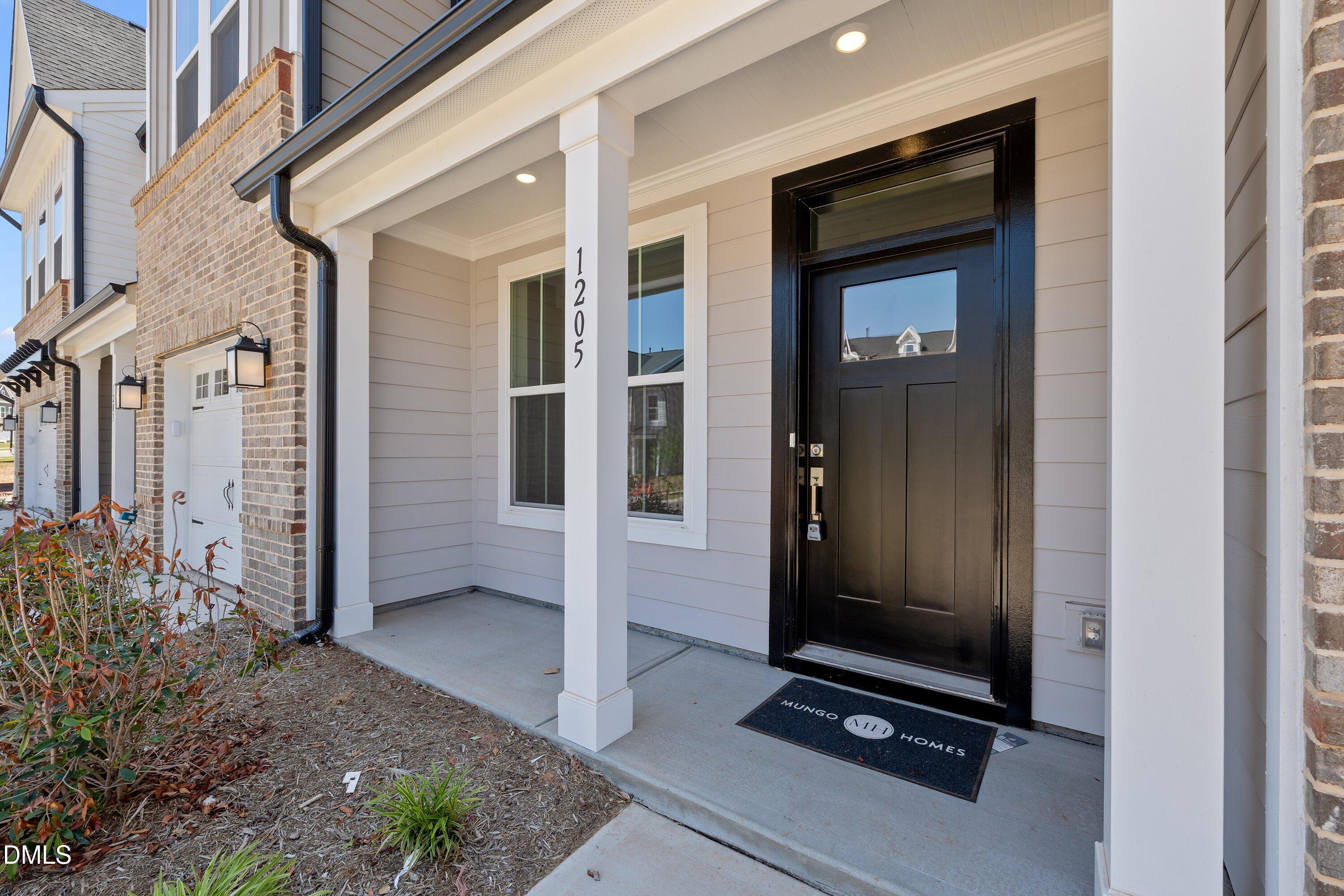 1205 Bell Heather Road Durham, NC 27703 - Photo 5 of 42 05-1205 Bell Heather Rd _4604