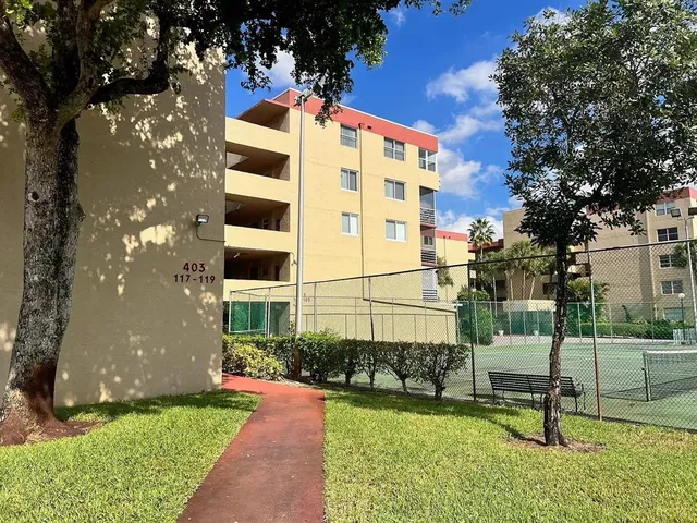 $1,745 | 403 Northwest 68th Avenue, Unit 202, Plantation, FL 33317