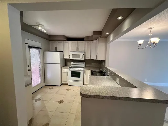 $1,745 | 403 Northwest 68th Avenue, Unit 202, Plantation, FL 33317