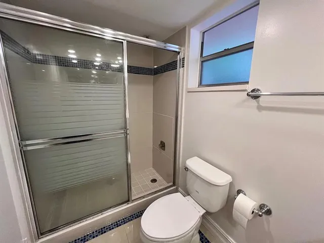 $1,745 | 403 Northwest 68th Avenue, Unit 202, Plantation, FL 33317