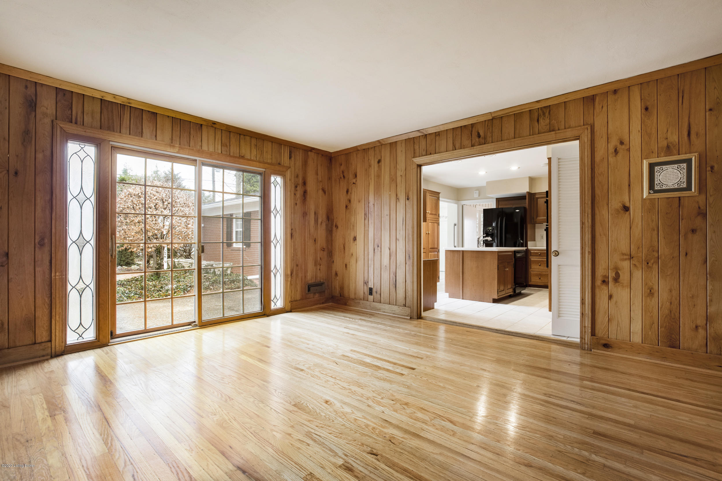 5313 Hempstead Road Louisville, KY 40207 - Photo 17 of 41 17-family room