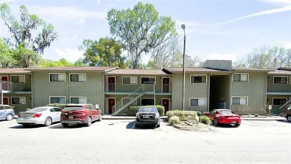 $1,000 | 1923 Northwest 23rd Boulevard, Unit 109, Gainesville, FL 32605