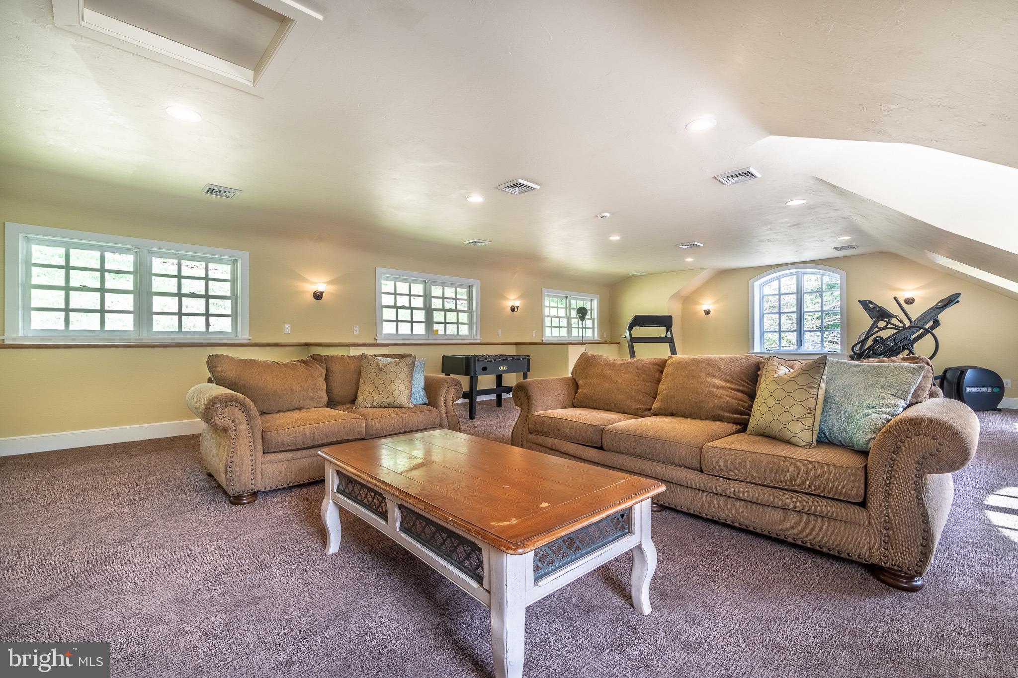 635 Font Road Glenmoore, PA 19343 - Photo 24 of 29 Recreational Room