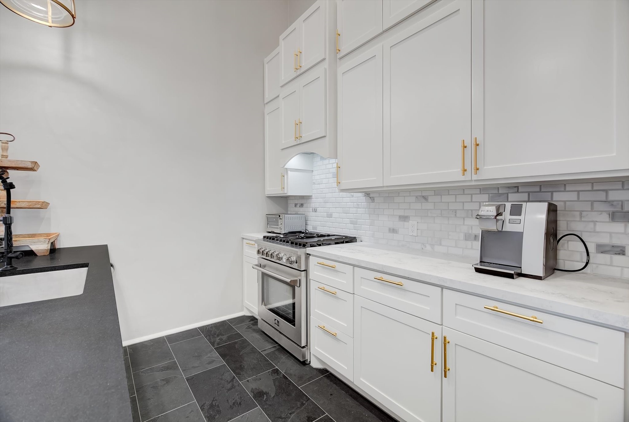 2206 Strand, Unit 203 Galveston, TX 77550 - Photo 10 of 47