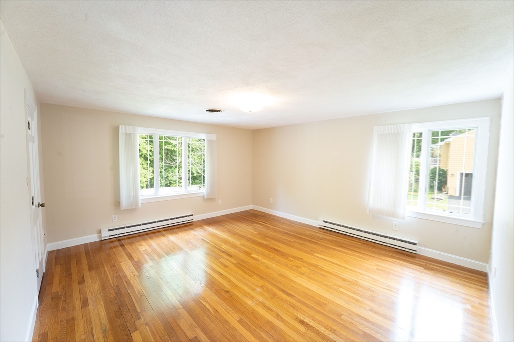 5 Albemarle Road Norwood, MA 02062 - Photo 27 of 32