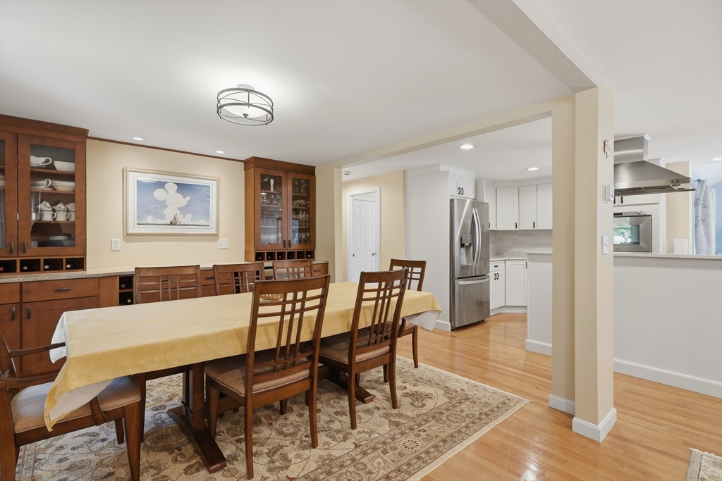35 Kendrick Road Wakefield, MA 01880 - Photo 8 of 29