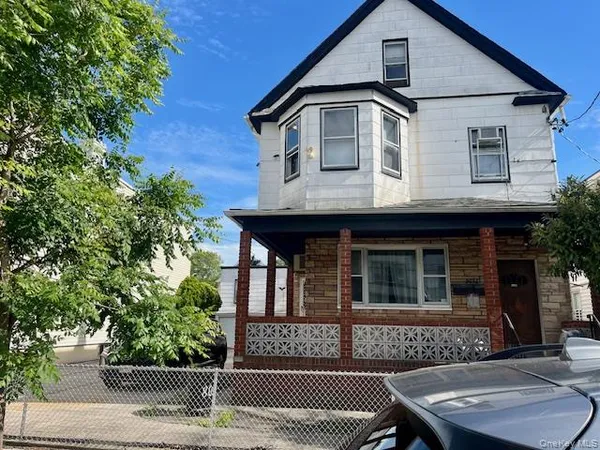 $1,019,000 | 80-32 90th Avenue | Woodhaven