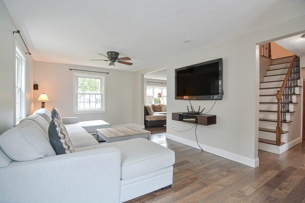 93 Cameron Road Norwood, MA 02062 - Photo 16 of 42