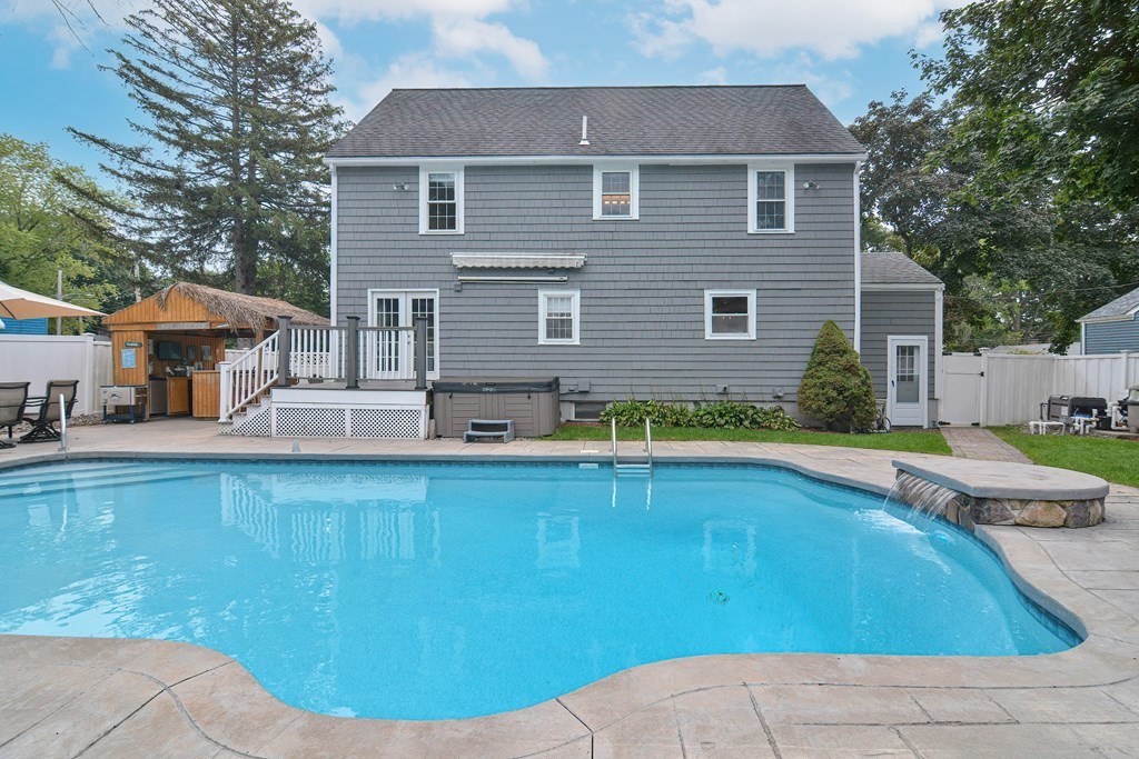 93 Cameron Road Norwood, MA 02062 - Photo 36 of 42