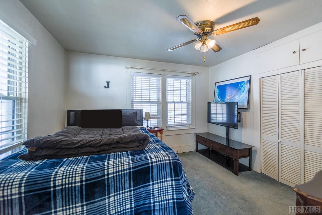 3522 Wilson Road Brevard, NC 28712 - Photo 15 of 22 Gallery Image 15