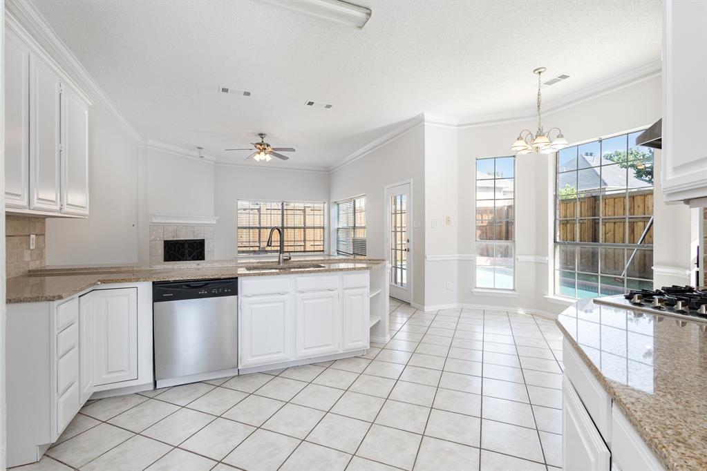 906 Beau Drive Coppell, TX 75019 - Photo 5 of 35