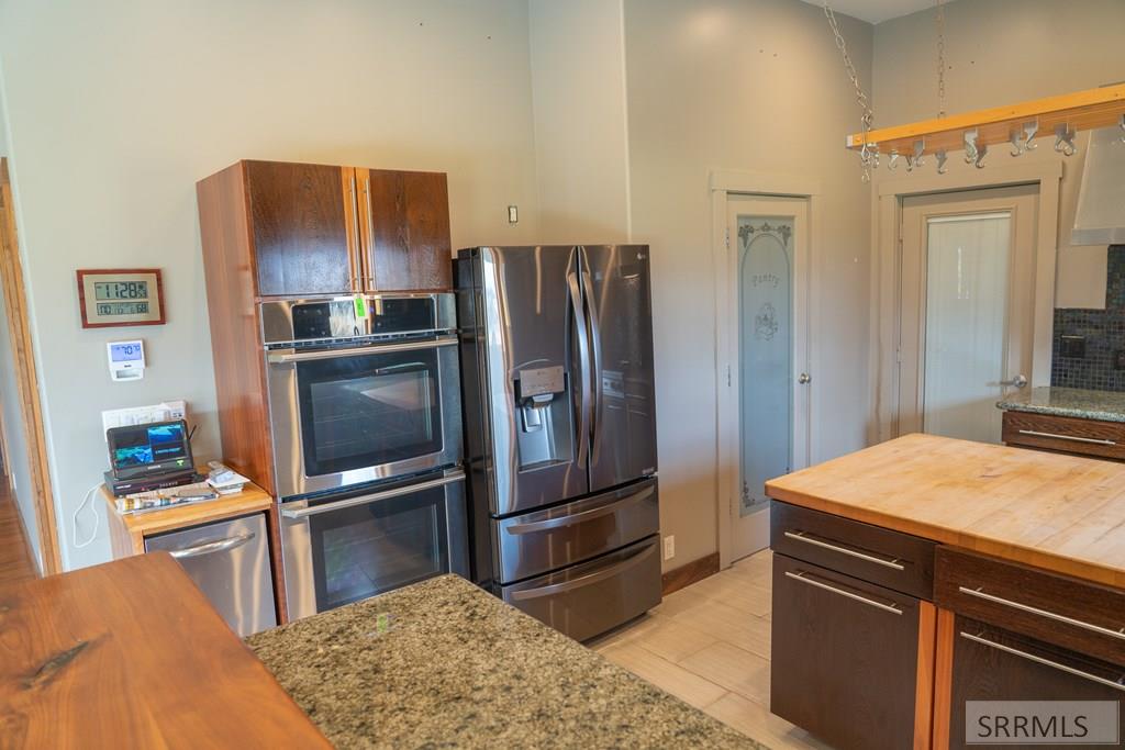 850 Hidden Estates Lane St. Anthony, ID 83445 - Photo 18 of 61