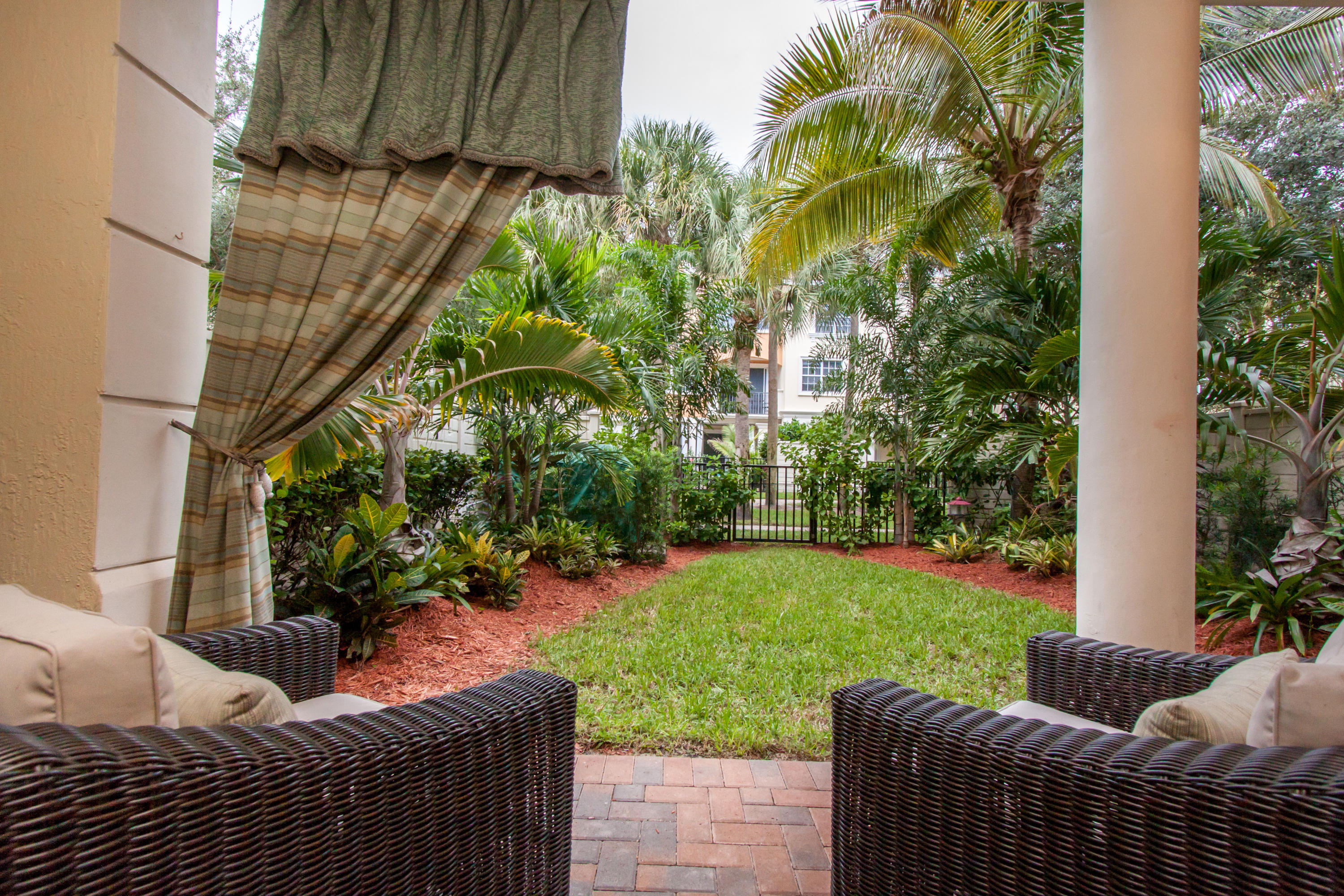 5595 Northeast Trieste Way Boca Raton, FL 33487 - Photo 17 of 20 _MG_4486