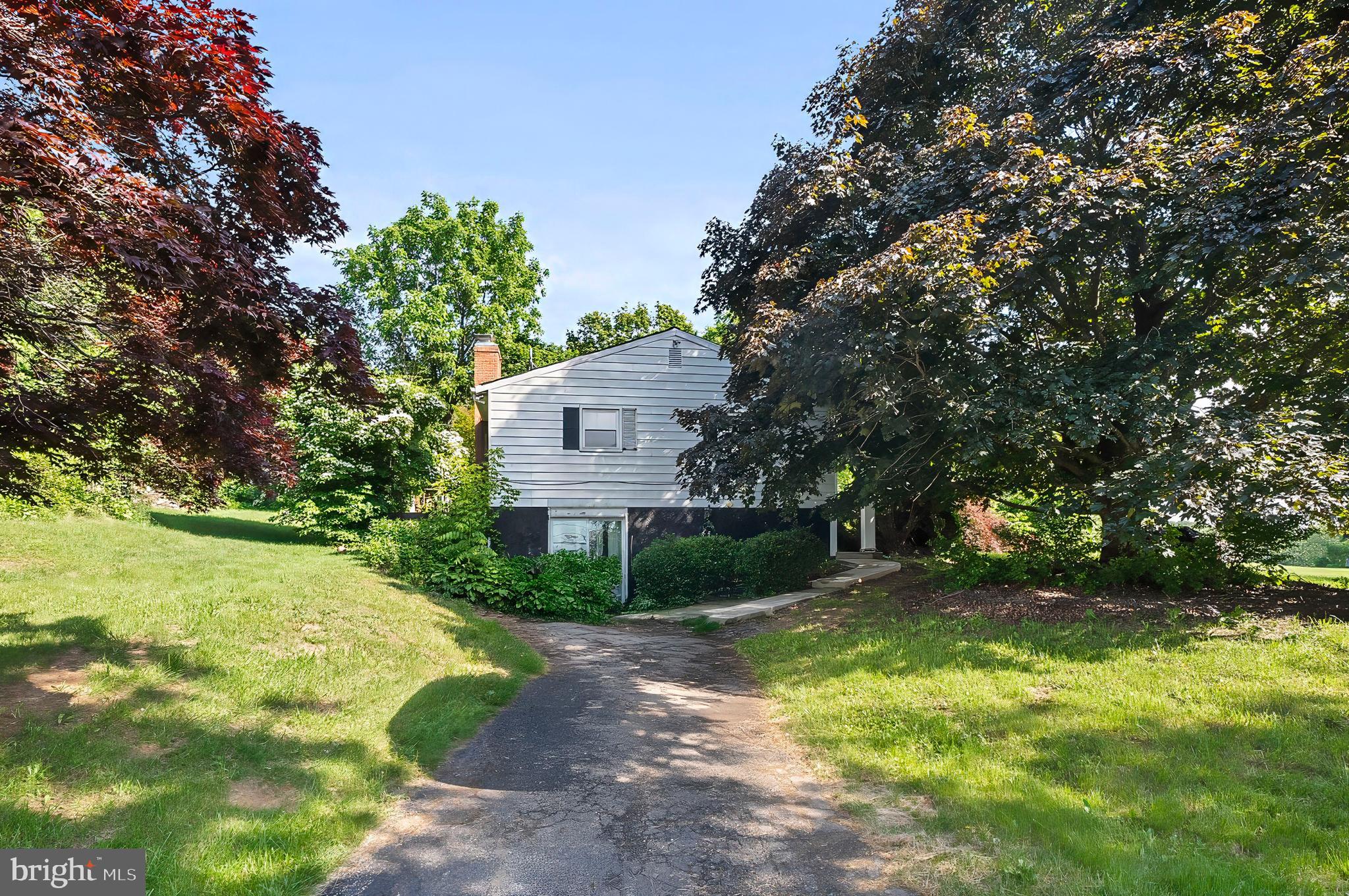 1715 Walker Road Freeland, MD 21053 - Photo 5 of 31 a view of a backyard with a garden