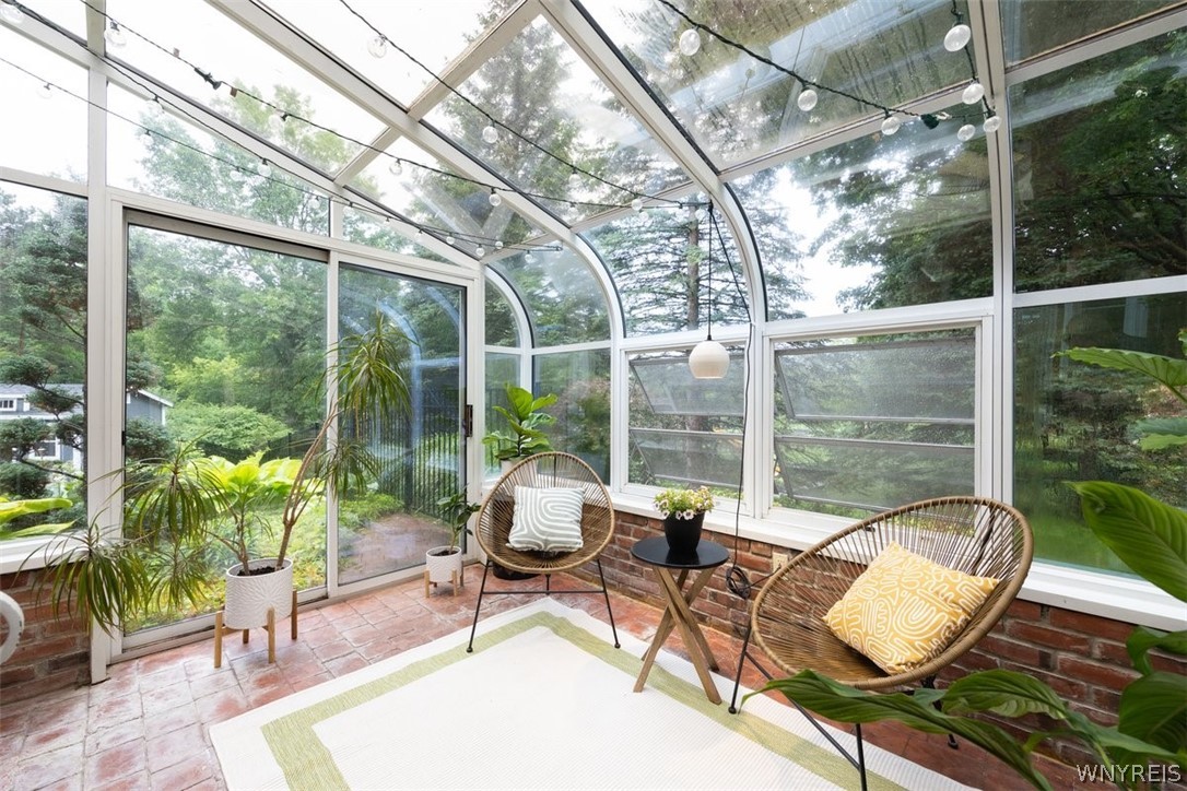 7217 Quaker Road Orchard Park, NY 14127 - Photo 16 of 25 Sun Room