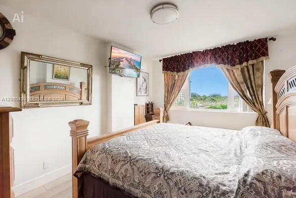 $375,000 | 3800 Hillcrest Drive, Unit 411, Hollywood, FL 33021
