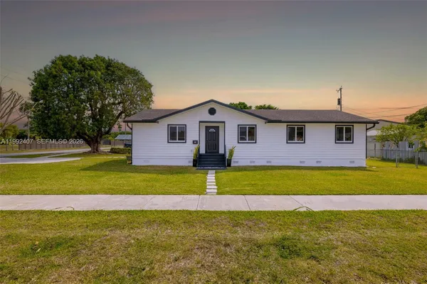 $3,250 | 1867 Northwest 8th Avenue, Homestead, FL 33030