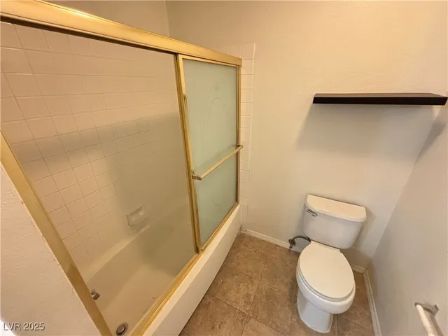 $1,095 | 1909 Desert Falls Court, Unit 207, Las Vegas, NV 89128