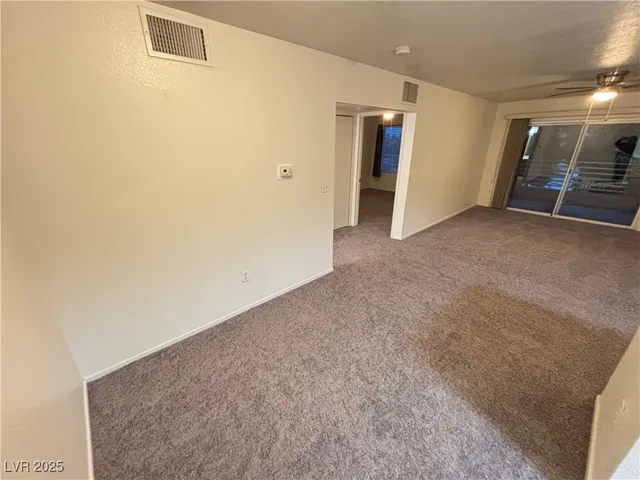$1,095 | 1909 Desert Falls Court, Unit 207, Las Vegas, NV 89128
