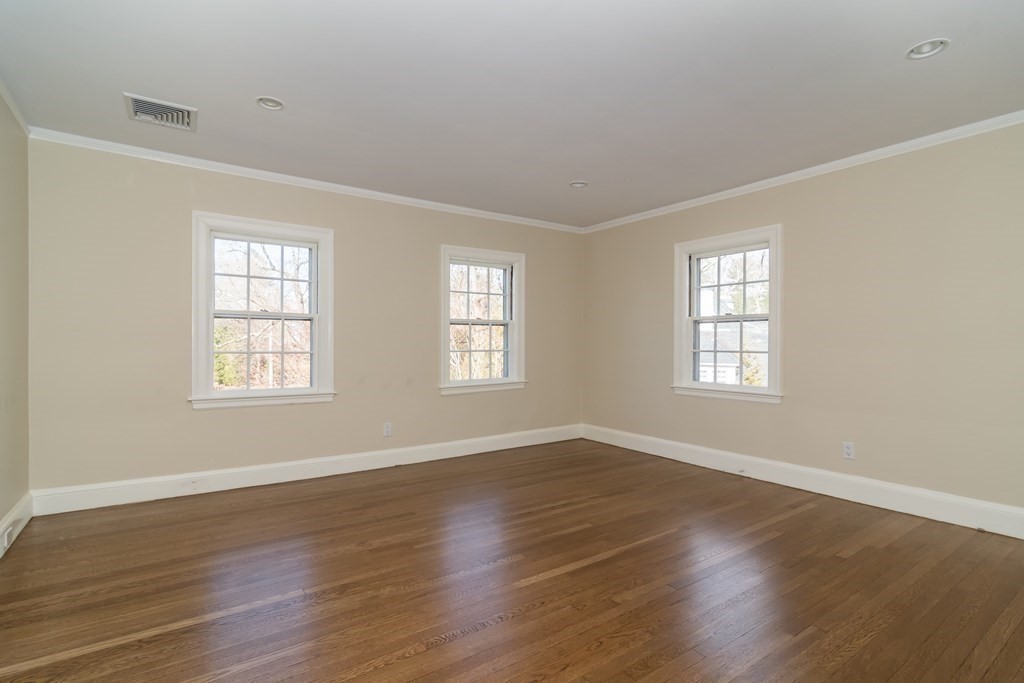 21 Arnold Road Wellesley, MA 02481 - Photo 14 of 29