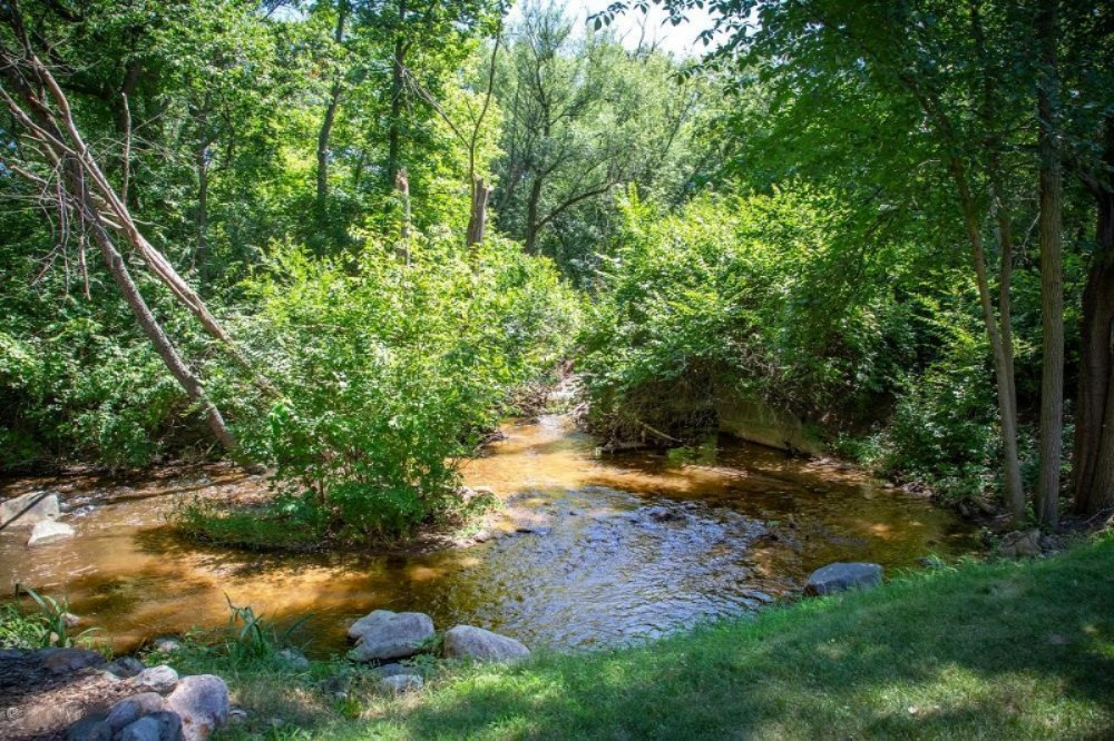 331 Pratt Road Kalamazoo, MI 49008 - Photo 3 of 29 a