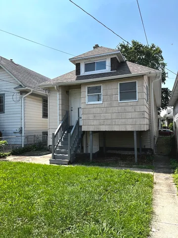 $311,000 | 2235 South Harvey Avenue, Berwyn, IL 60402