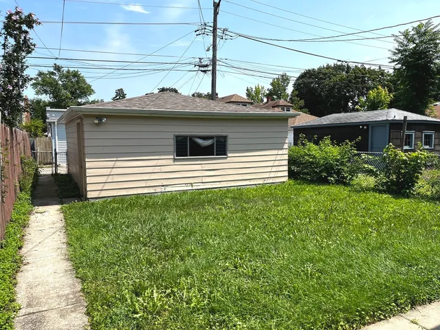 $311,000 | 2235 South Harvey Avenue, Berwyn, IL 60402