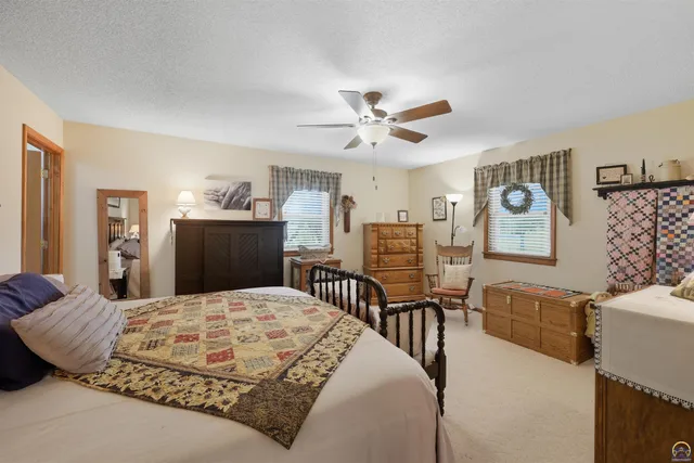 $349,900 | 12542 266th Road, Holton, KS 66436