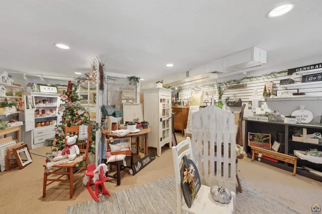 $349,900 | 12542 266th Road, Holton, KS 66436