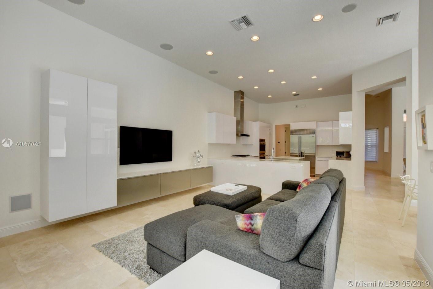 17326 Pavaroso Street Boca Raton, FL 33496 - Photo 6 of 30 Gallery Image 6