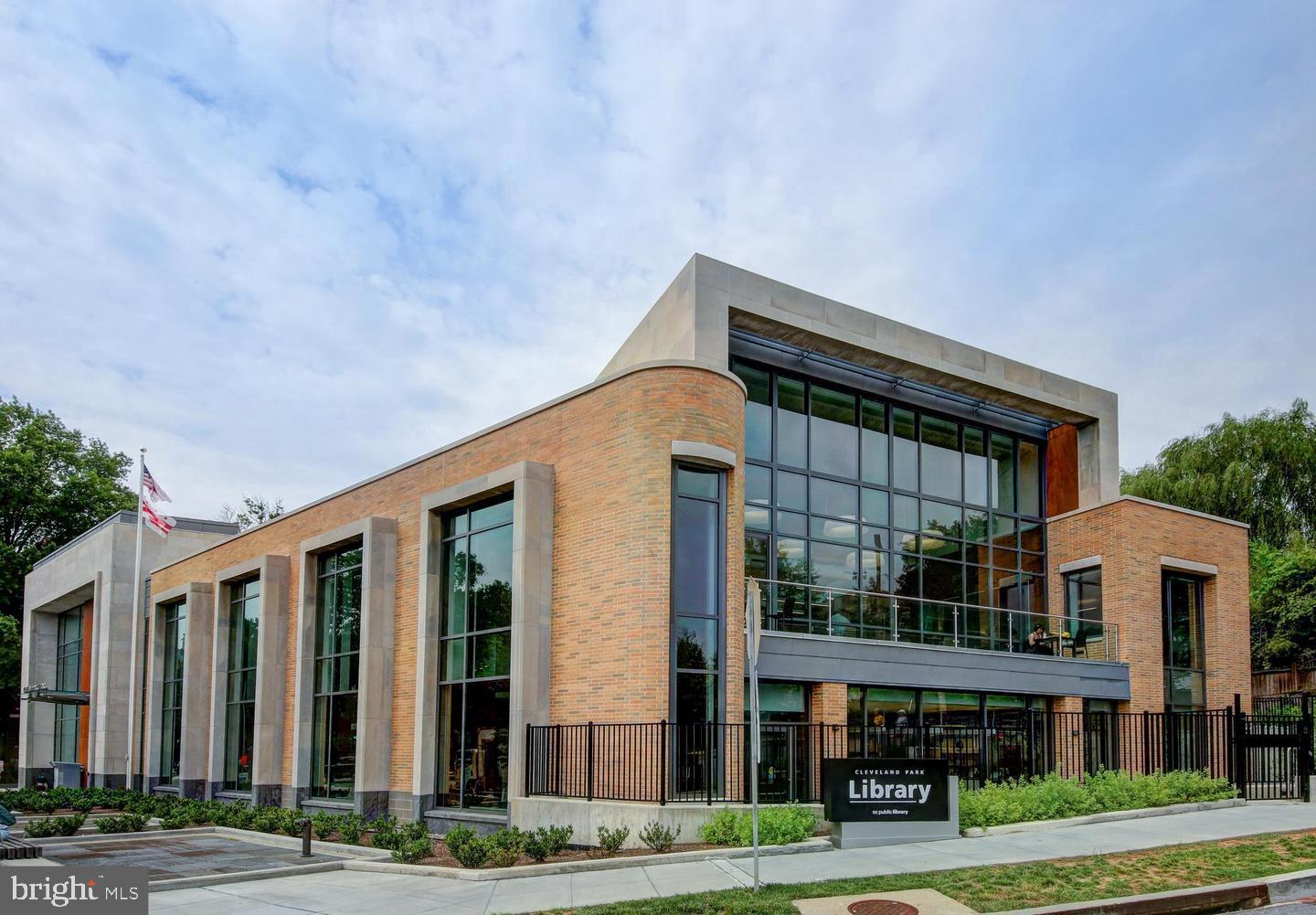 2723 Ordway Street Northwest, Unit 4 Washington, DC 20008 - Photo 26 of 28