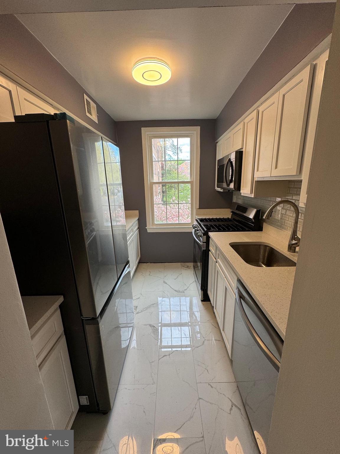 2723 Ordway Street Northwest, Unit 4 Washington, DC 20008 - Photo 4 of 28