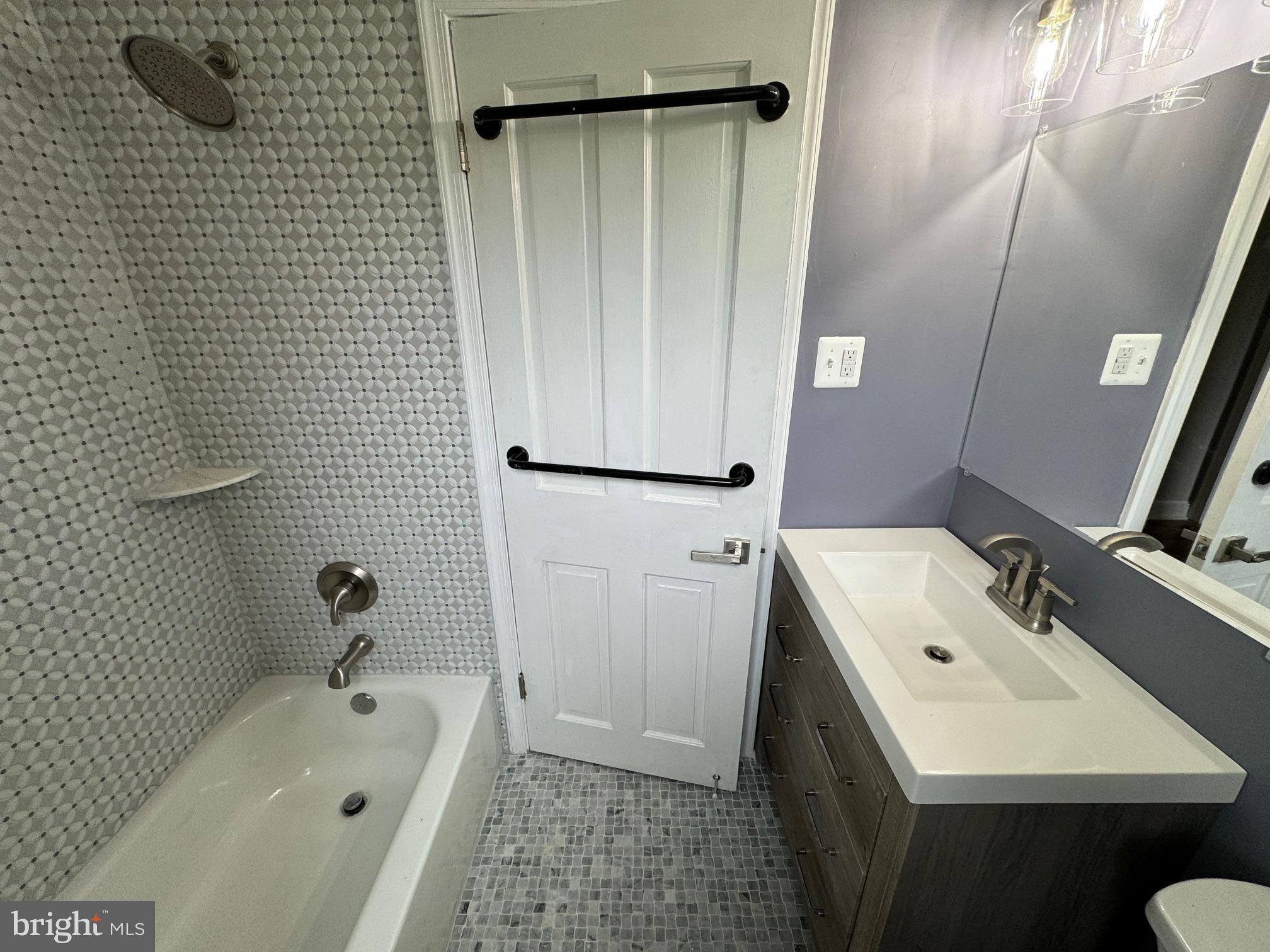 2723 Ordway Street Northwest, Unit 4 Washington, DC 20008 - Photo 7 of 28